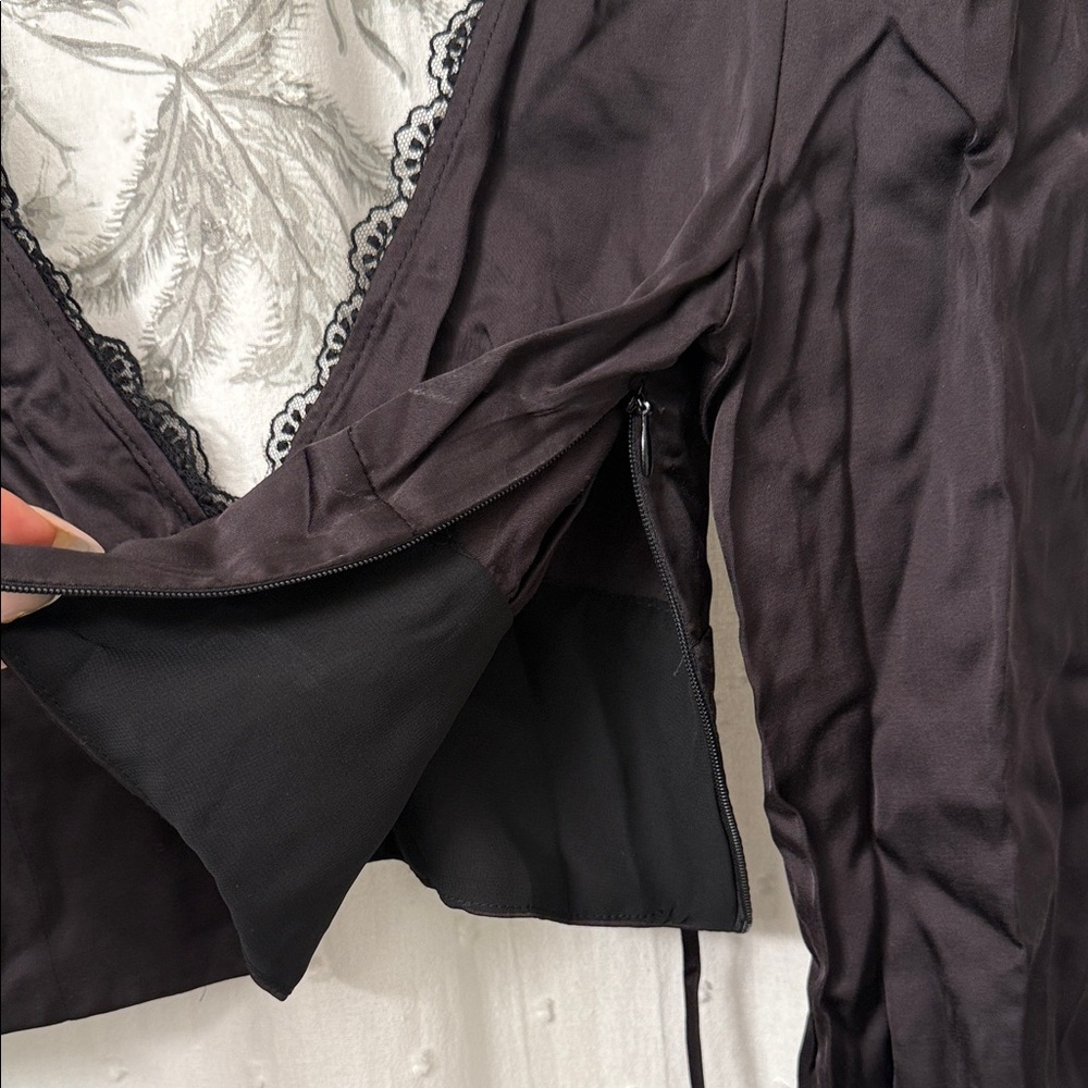 Zara Black V-Neck Lace Blouse - Picture 7 of 9
